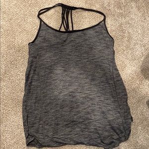 Lululemon tank 12